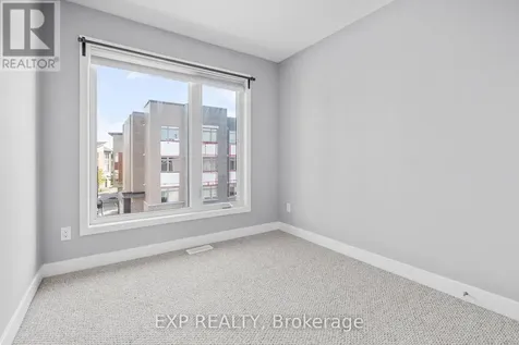 404 Terravita Private Ottawa ON K1V 2R9