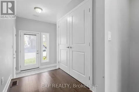 404 Terravita Private Ottawa ON K1V 2R9