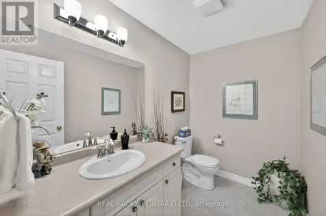 9 Cadeau Terrace London South (south A) ON N6K 4T5