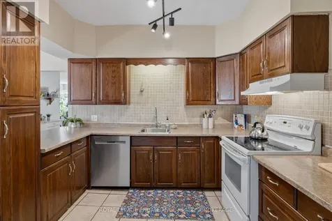 158 Arthur Street Gananoque ON K7G 1A9