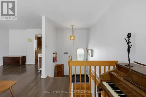 158 Arthur Street Gananoque ON K7G 1A9