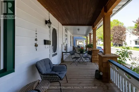 158 Arthur Street Gananoque ON K7G 1A9