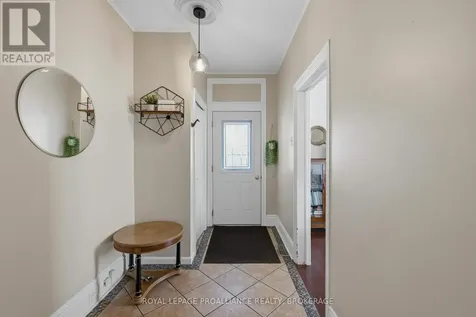 158 Arthur Street Gananoque ON K7G 1A9