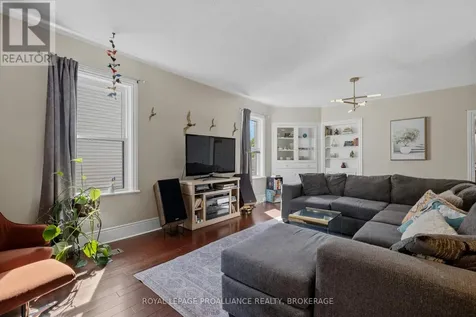 158 Arthur Street Gananoque ON K7G 1A9
