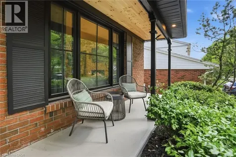 345 Rankin Drive Burlington ON L7N 2B2