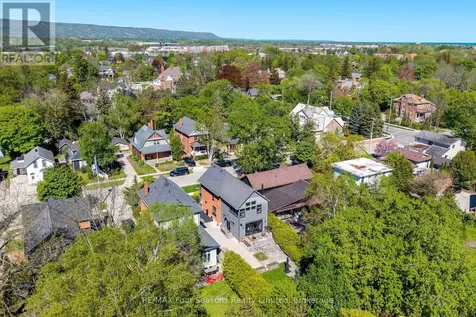 213 Birch Street Collingwood ON L9Y 2V5