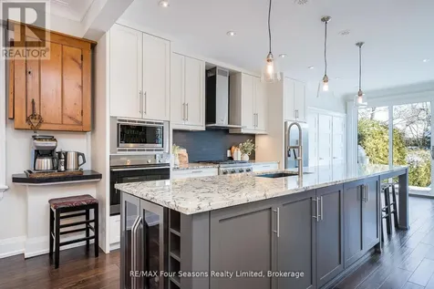 213 Birch Street Collingwood ON L9Y 2V5