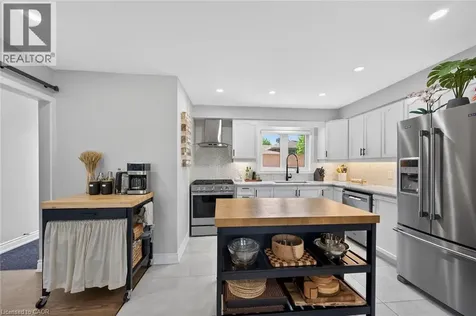 1 Sandringham Avenue Hamilton ON L9C 2H3