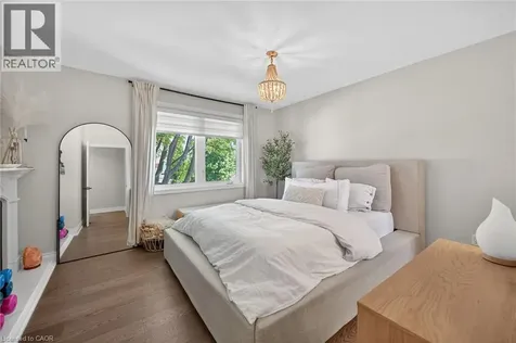 1 Sandringham Avenue Hamilton ON L9C 2H3
