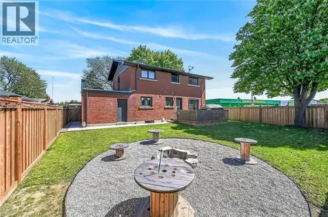 1 Sandringham Avenue Hamilton ON L9C 2H3