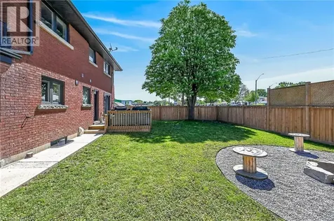 1 Sandringham Avenue Hamilton ON L9C 2H3