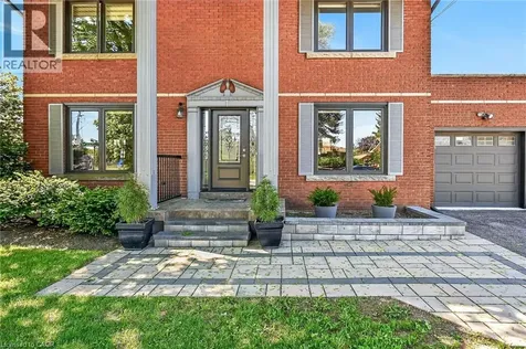 1 Sandringham Avenue Hamilton ON L9C 2H3