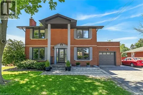 1 Sandringham Avenue Hamilton ON L9C 2H3