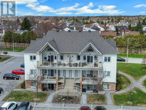137 Harthill Way North Ottawa ON K2J 5V1