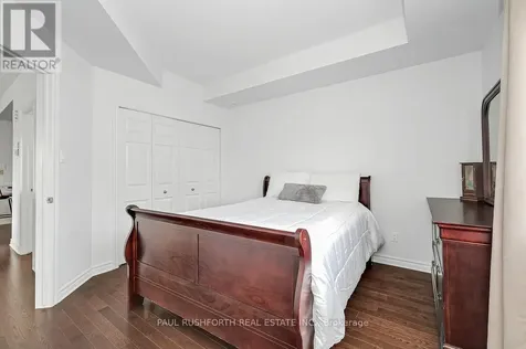 137 Harthill Way North Ottawa ON K2J 5V1