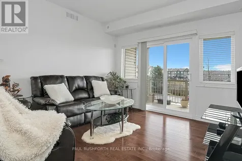 137 Harthill Way North Ottawa ON K2J 5V1