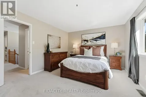 24 Sirocco Crescent Ottawa ON K2S 1Z7