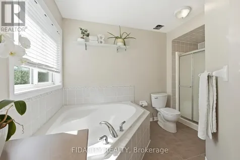 24 Sirocco Crescent Ottawa ON K2S 1Z7