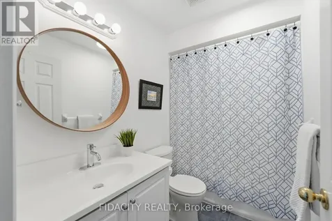 24 Sirocco Crescent Ottawa ON K2S 1Z7