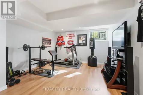24 Sirocco Crescent Ottawa ON K2S 1Z7