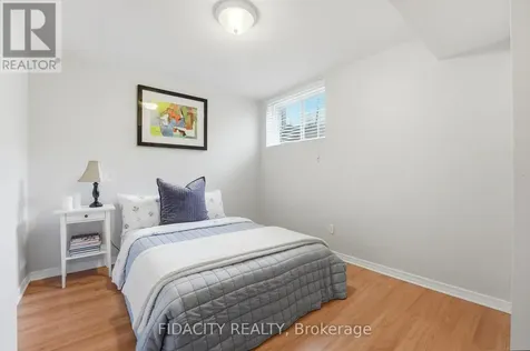 24 Sirocco Crescent Ottawa ON K2S 1Z7