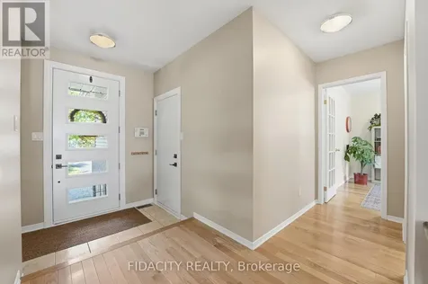 24 Sirocco Crescent Ottawa ON K2S 1Z7