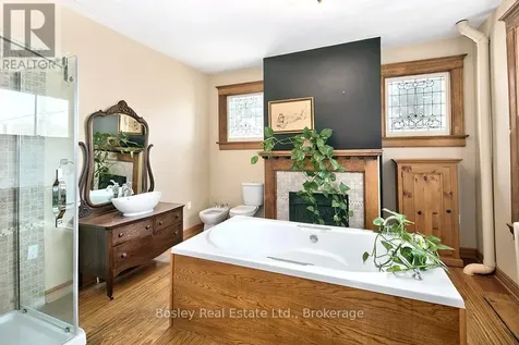 404 9th Street East Owen Sound ON N4K 1P3