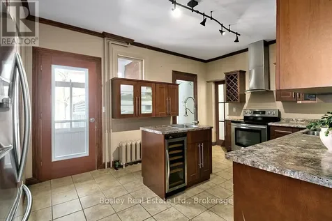 404 9th Street East Owen Sound ON N4K 1P3