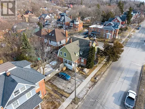 404 9th Street East Owen Sound ON N4K 1P3