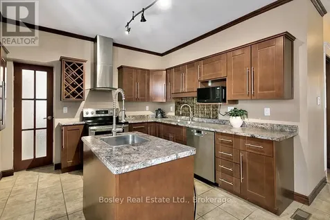 404 9th Street East Owen Sound ON N4K 1P3