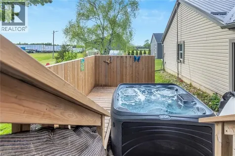 2373 Hazen Road Courtland ON N0E 1G0