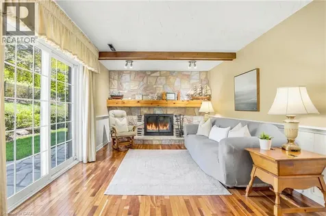9 Magnolia Court Fonthill ON L3E 0H5