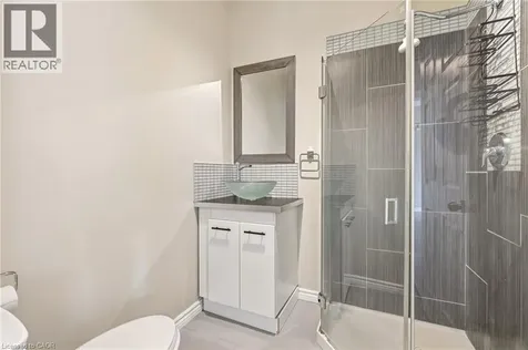 192 Catharine Street South Hamilton ON L8N 2K3