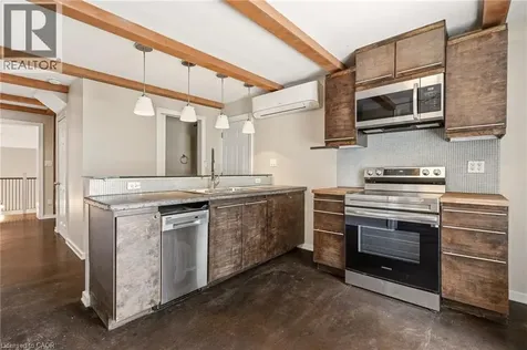 192 Catharine Street South Hamilton ON L8N 2K3