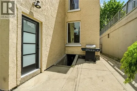 192 Catharine Street South Hamilton ON L8N 2K3