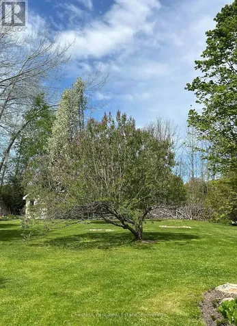 13 Pollard Drive Meaford ON N4L 1A7