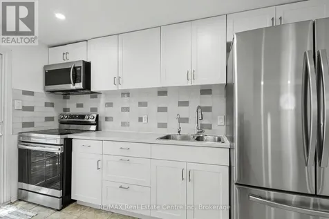 51 Camrose Court Kitchener ON N2M 5J4