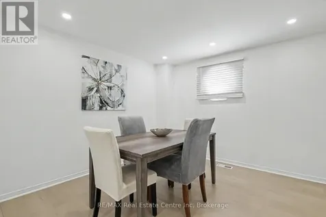 51 Camrose Court Kitchener ON N2M 5J4