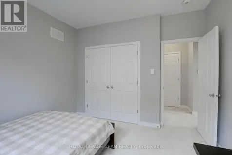 389 Andalusian Crescent Ottawa ON K2V 0C3