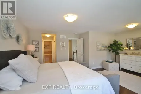 307 Fergus Crescent Ottawa ON K2J 5S4