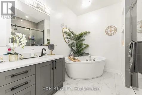 209 Pingwi Place Ottawa ON K1X 0G1