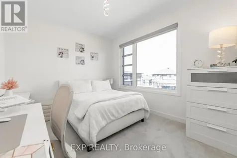 209 Pingwi Place Ottawa ON K1X 0G1