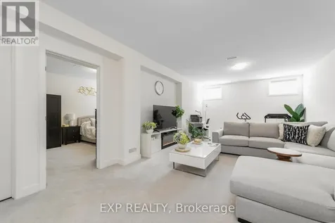 209 Pingwi Place Ottawa ON K1X 0G1