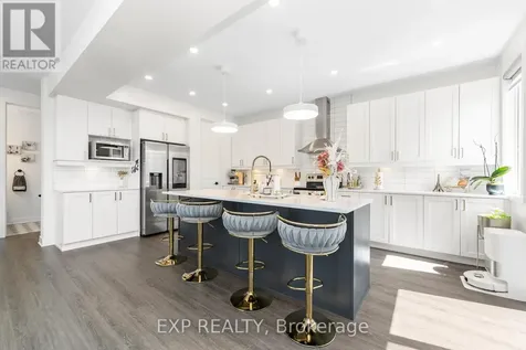 209 Pingwi Place Ottawa ON K1X 0G1