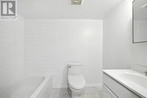 55 Fair Oaks Crescent Ottawa ON K2G 4W3