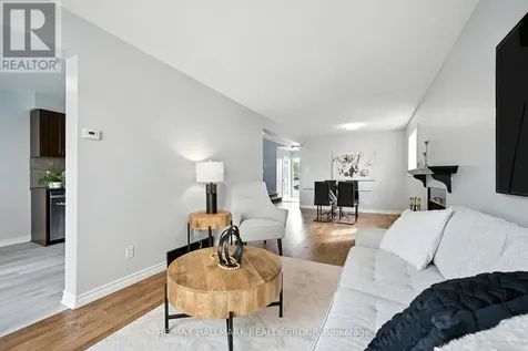 55 Fair Oaks Crescent Ottawa ON K2G 4W3