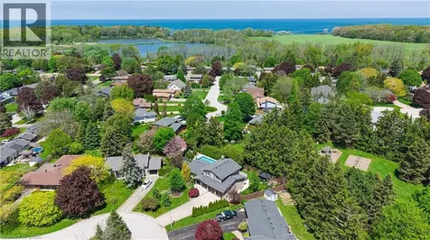 5 Tottenham Court Niagara-on-the-lake ON L0J 1S0