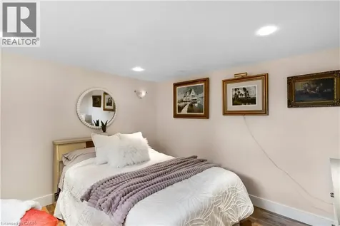 91 Limerick Drive Kitchener ON N2P 2G9