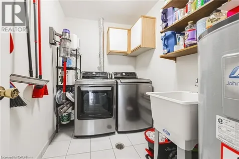 3050 Pinemeadow Drive Burlington ON L7M 3X5