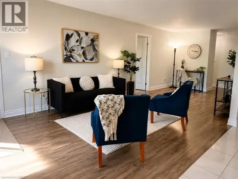 3050 Pinemeadow Drive Burlington ON L7M 3X5